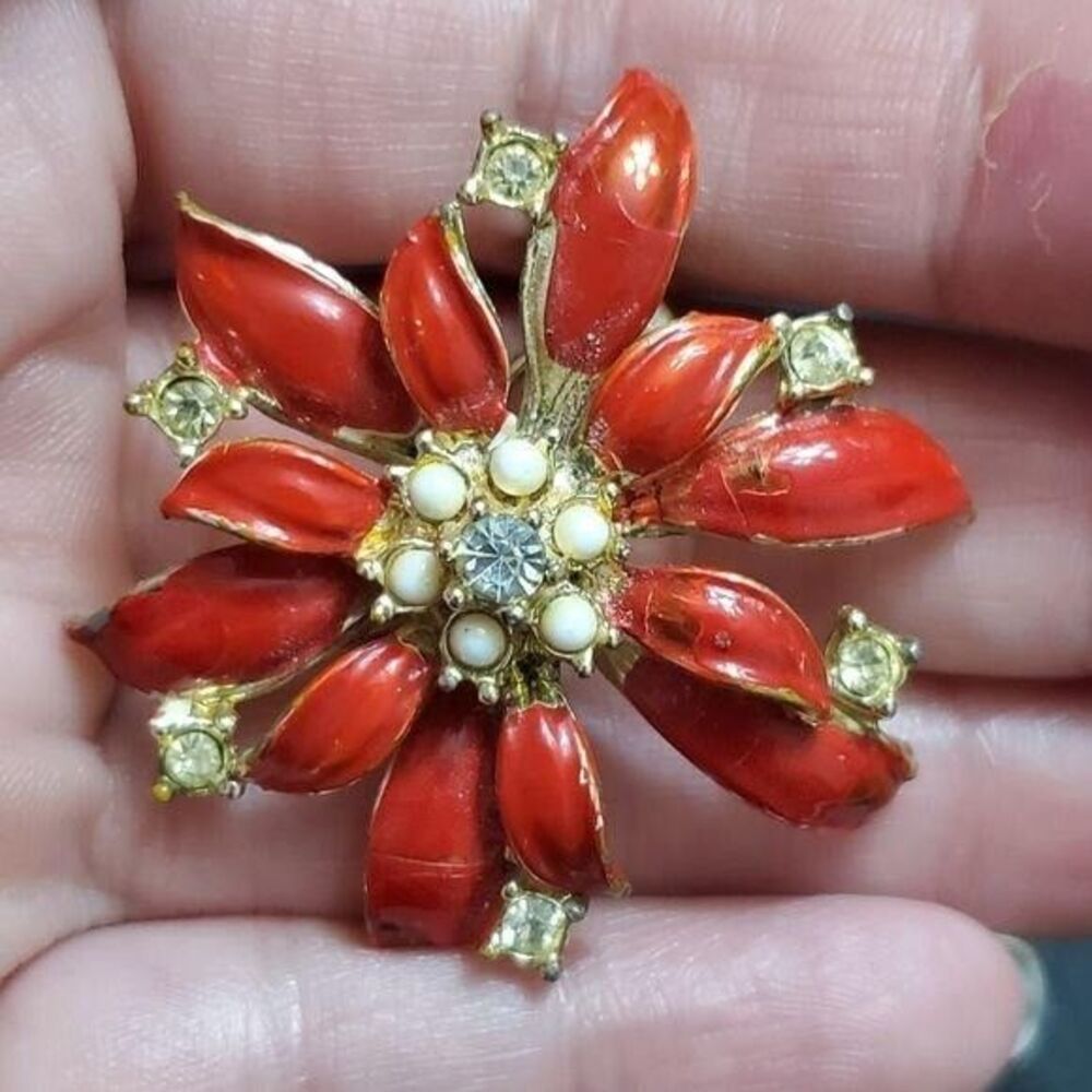 Vintage Gold Tone Red Enamel Poinsettia Brooch Clear Rhinestone Accents